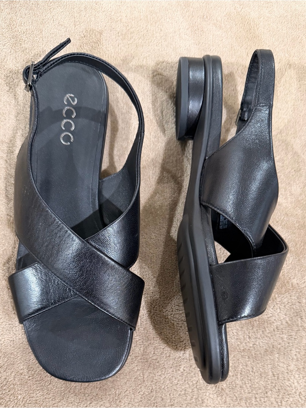 Ecco Black Leather Crisscross Slingback Sandals